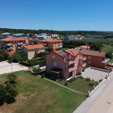 Gloria Novigrad Istria
