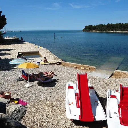 Gasthuis Gloria Novigrad Istria